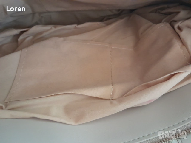 Като нова!*Bottega Veneta*Дамска чанта в бежов цвят, снимка 7 - Чанти - 51097738