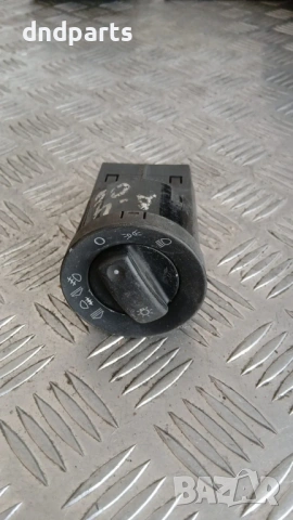 Ключ светлини Audi A4 2006 8E0941531C