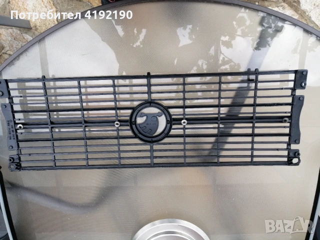 Здравейте! Предлагам за продажба решетка от Шкода 105 , снимка 3 - Части - 54221855