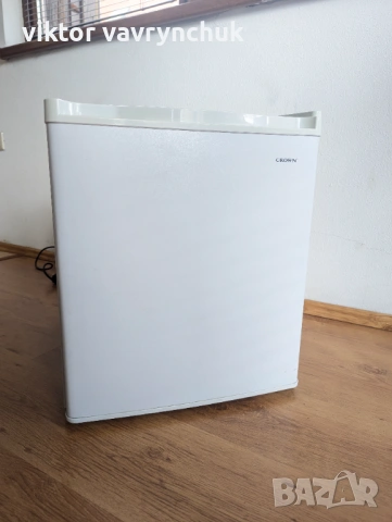 Мини хладилник Crown CR-48A (48L) – Употребяван
