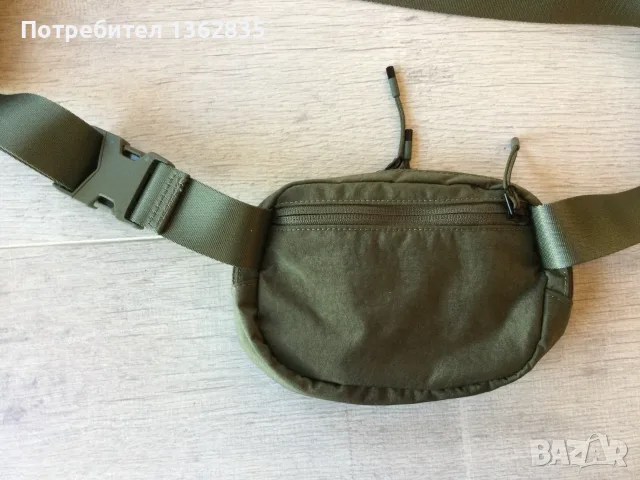 НОВА оригинална мъжка / унисекс зелена чанта / crossbody bag чантичка за кръста "банан" NIKE от САЩ, снимка 9 - Чанти - 55358145