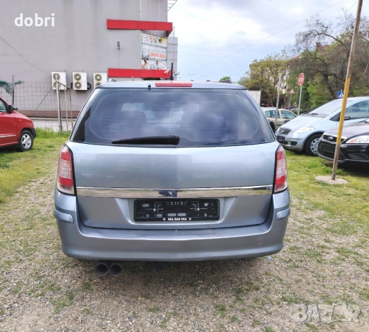 Опел астра 1.6i Navi климатик фейслифт 2008г., снимка 3 - Автомобили и джипове - 54042439