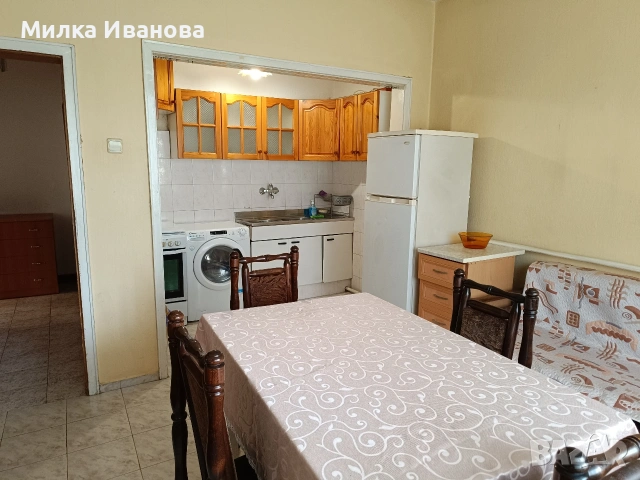 Просторен 4 стаен апартамент 