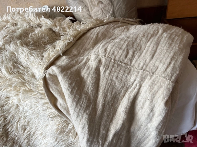 Нов бял китеник от вълна, снимка 2 - Олекотени завивки и одеяла - 54896090