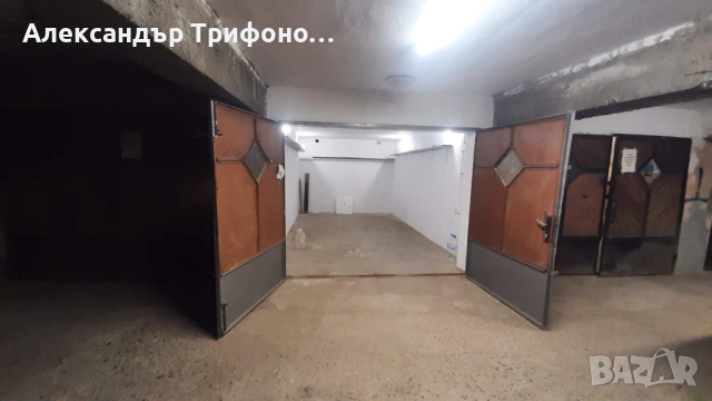 Продава гараж  ул."Г.Бенковски 52", снимка 12 - Гаражи и паркоместа - 53994105
