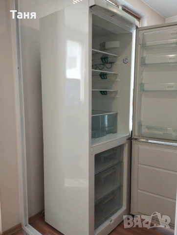 Хладилник Elecrolux, снимка 2 - Хладилници - 54155703