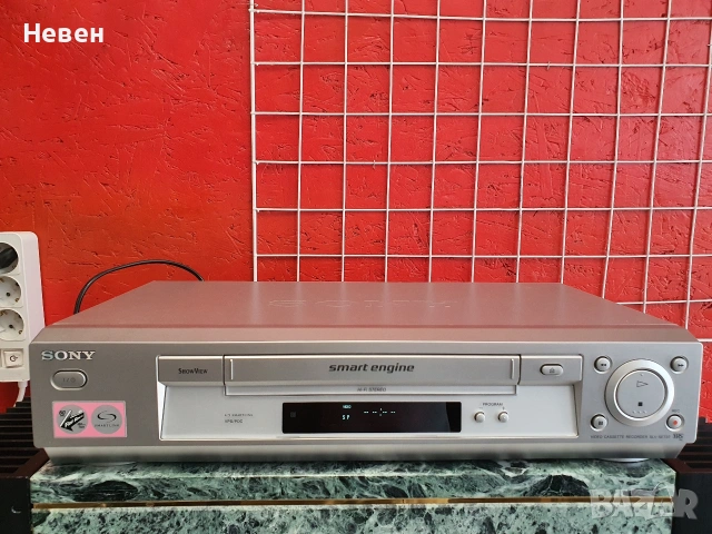 Видео SONY SLV-SE737