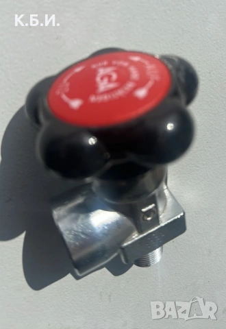 Изкупувам само от този тип КРАНЧЕТАТА за бутилки на високо налягане на 300 BAR - атмосфери налягане , снимка 3 - Въздушно оръжие - 54173892