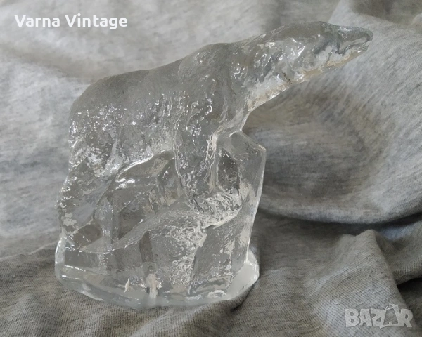 Кристална статуетка на полярна мечка. BERGDALA Швеция.