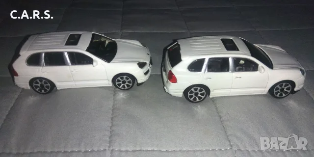 Bburago Porsche Cayenne White - Мащаб 1:43, снимка 4 - Коли, камиони, мотори, писти - 55475638