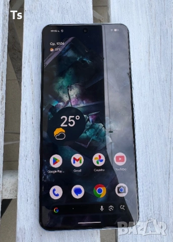 Google pixel 8 pro 