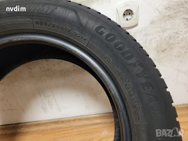 1 бр. 225/55/17 Goodyear Vector 4S, снимка 4 - Гуми и джанти - 54445270