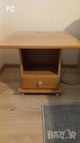 Маса за кафе, помощна масичка 