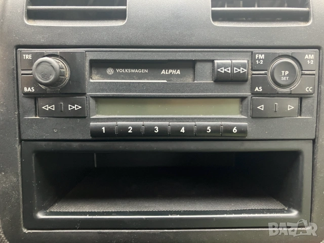 Продавам оригинално радио , снимка 3 - Радиокасетофони, транзистори - 54023366