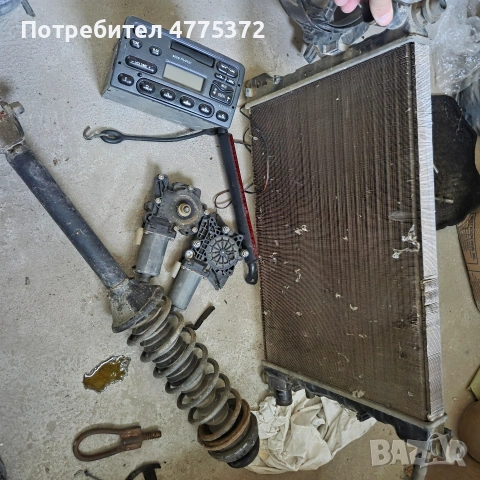 Части от Форд Фиеста 1.25 куб ,1999 г, снимка 4 - Части - 54997367