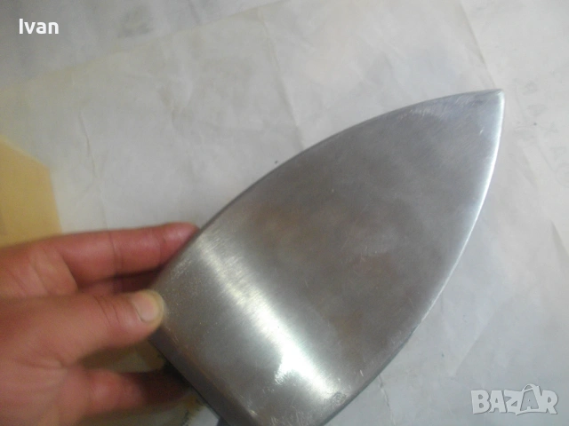 Нова СССР 1987г. ЕЛЕКТРИЧЕСКА ЮТИЯ 1000 Вата Модел УТ произвеждан за България НРБ с терморегулатор, снимка 15 - Ютии - 54011042