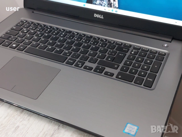 FULL HD 17.3" 8GB RAM, Core i3-6006U 120GB SSD лаптоп Dell Inspiron 17 5767 P32E, снимка 3 - Лаптопи за дома - 54545174