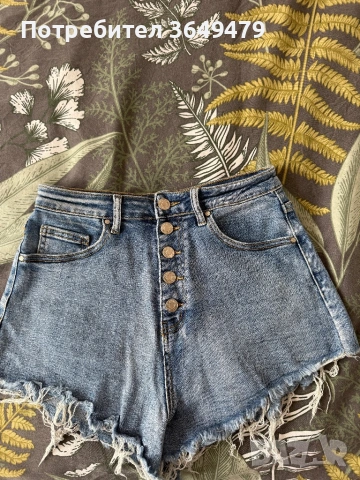 Къси панталони Мрр