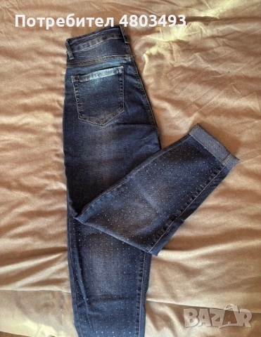 Дамски дънки с камъчета , снимка 3 - Дънки - 54279994