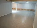 Продавам Просторно и светло  помещение, снимка 8