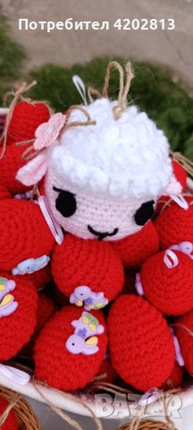 Ръчна изработка . Агънца , плетени на една кука 