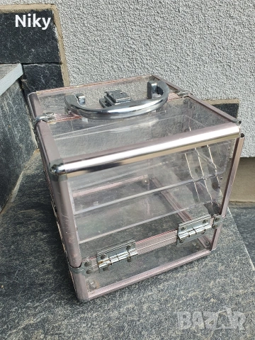 Професионален куфар за козметика , снимка 2 - Куфари - 54192477