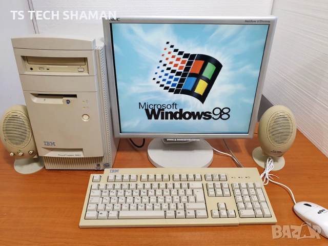⭐Продавам рядък ретро компютър IBM 300GL с много ретро игри⭐