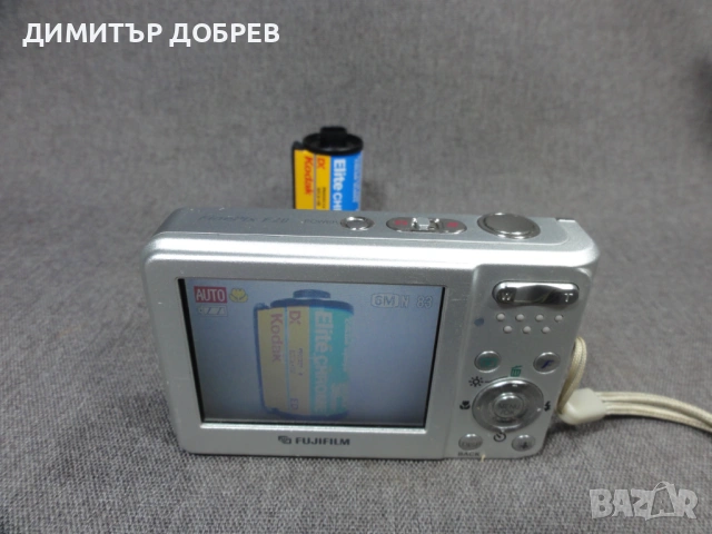 ЦИФРОВ ФОТОАПАРАТ FUJIFILM FINEPIX F20 SUPER CCD 6.3MP DIGITAL CAMERA Y2K DIGICAM, снимка 11 - Фотоапарати - 54817871