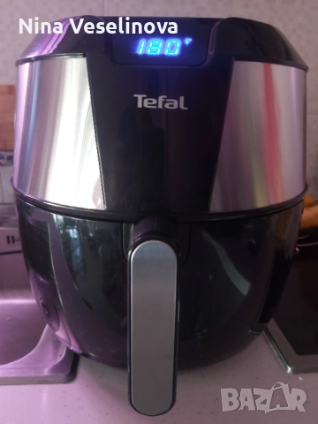  Продавам Air Fryer Tefal – почти нов, в отлично състояние!