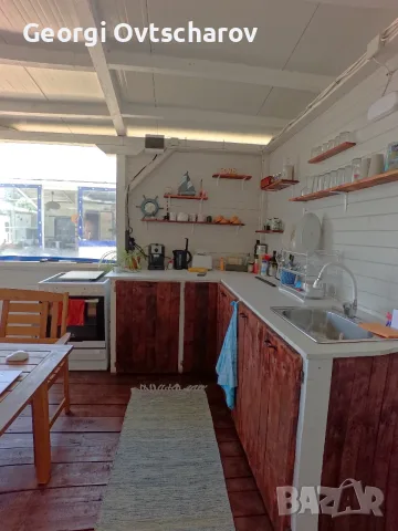 ПРОДАВА СЕ: Напълно оборудвана каравана с веранда в къмпинг Китен, снимка 4 - Каравани под наем - 55692763