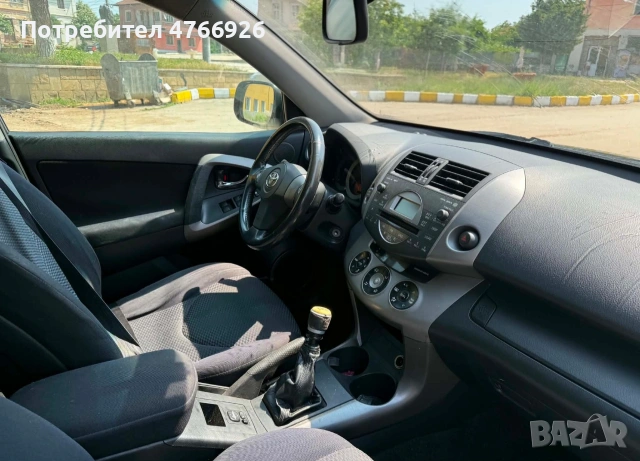 Toyota Rav4, 2.2 дизел 136 k.с. , снимка 6 - Автомобили и джипове - 55068286