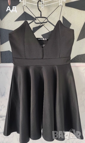 Къса черна рокля - Нова, снимка 2 - Рокли - 54363520