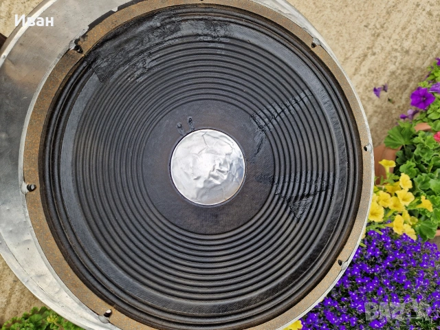 JBL Говорител 15ича, снимка 4 - Тонколони - 54741823