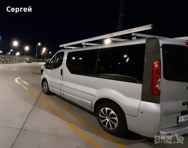 Опел Виваро 2.5 пасажир, снимка 3 - Автомобили и джипове - 54226321