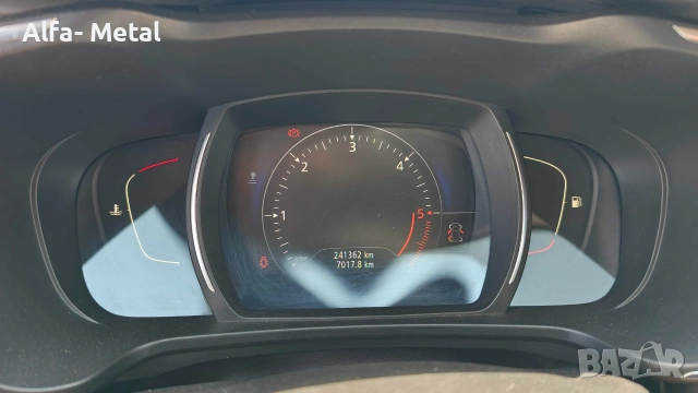 Продавам Renault Kadjar - топ състояние, снимка 17 - Автомобили и джипове - 55102347