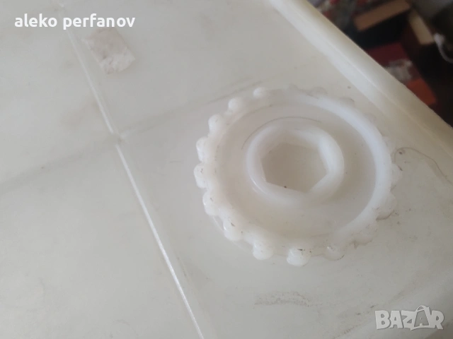 Контейнер за съхранение на сирене , снимка 4 - Кутии за храна - 54243708