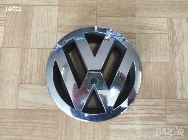 Предна емблема VW Пасат 6, Голф 5, Плюс, Тигуан, Туран ф130мм- 5M0 853 601, снимка 2 - Части - 54290261