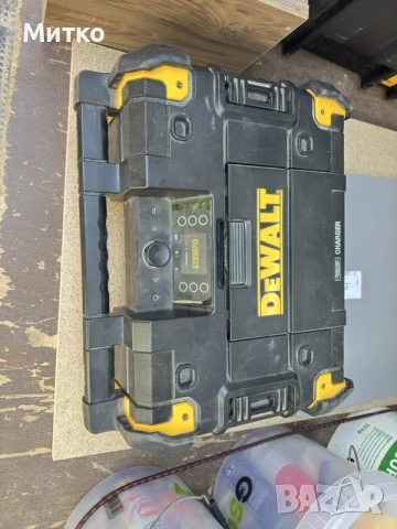 Радио dewalt .., снимка 3 - Други инструменти - 55559220