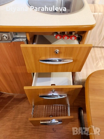 Каравана FENDT PLATIN 2009, снимка 7 - Каравани и кемпери - 54343253