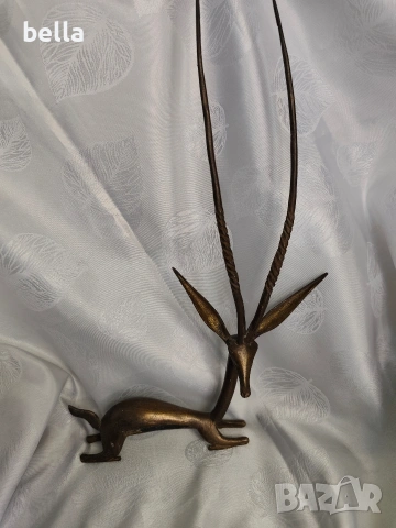 Стилна висока бронзова пластика-Антилопа Орикс  40 см