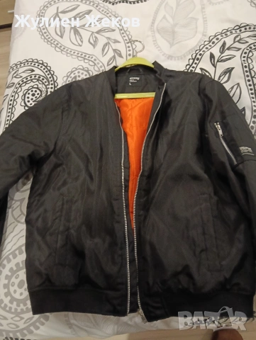 Мъжко яке ,като ново.