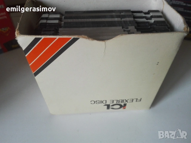 Дискети за компютър и класьор с фонокарти., снимка 6 - Колекции - 54095588