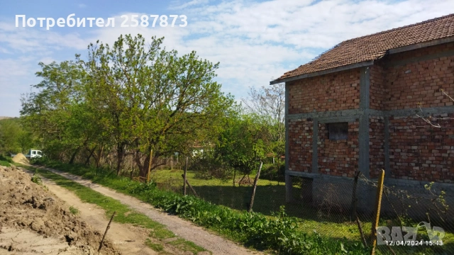 Двуетажна масивна къща в с. Ленково, снимка 3 - Къщи - 54246186