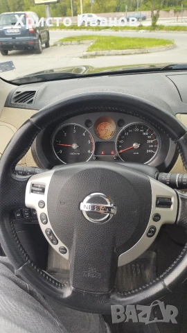 Nissan Xtrail T31, снимка 12 - Автомобили и джипове - 54410444