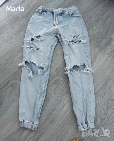 Bershka Axel дамски дънкови джогъри с накъсвания XS