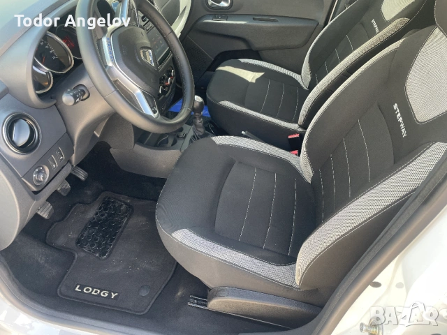 Dacia Lodgy 1,5D 7м, снимка 7 - Автомобили и джипове - 54777279