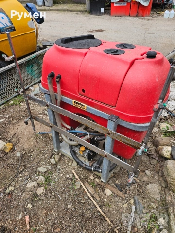 италиянска пръскачка 200 лтр