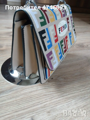 Стилна дамска чанта Fendi– Многоцветна бродерия, с верижка, снимка 3 - Чанти - 54877378