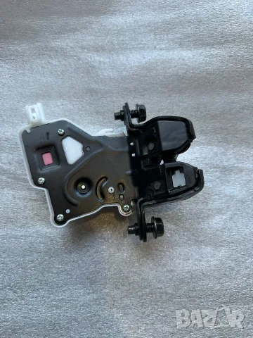 Ключалка за багажник Nissan Qashqai j11 2019 , снимка 2 - Части - 55443601