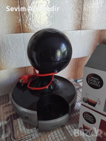 Кафе машини Dolce Gusto Crups , снимка 4 - Кафемашини - 54802897